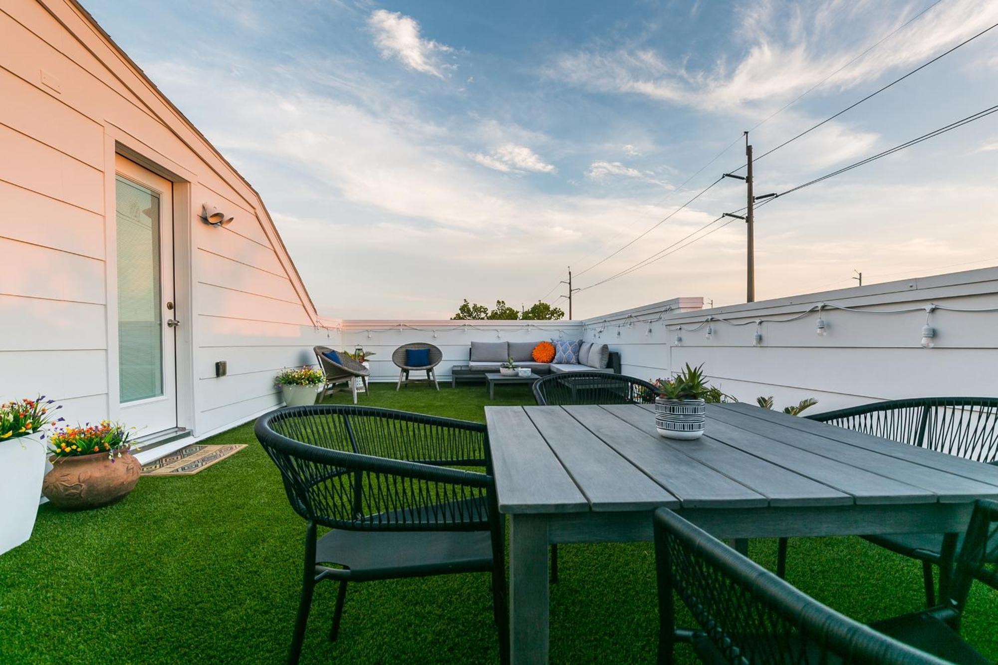 Montrose Guesthouse Suites By Dunyha Houston Exteriér fotografie