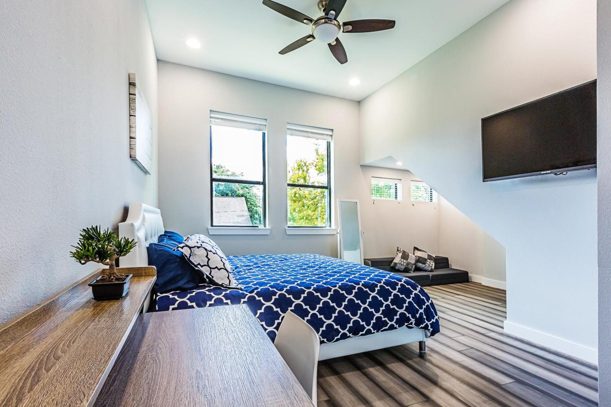 Montrose Guesthouse Suites By Dunyha Houston Exteriér fotografie