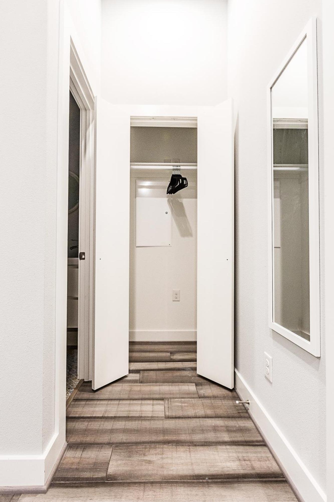 Montrose Guesthouse Suites By Dunyha Houston Exteriér fotografie
