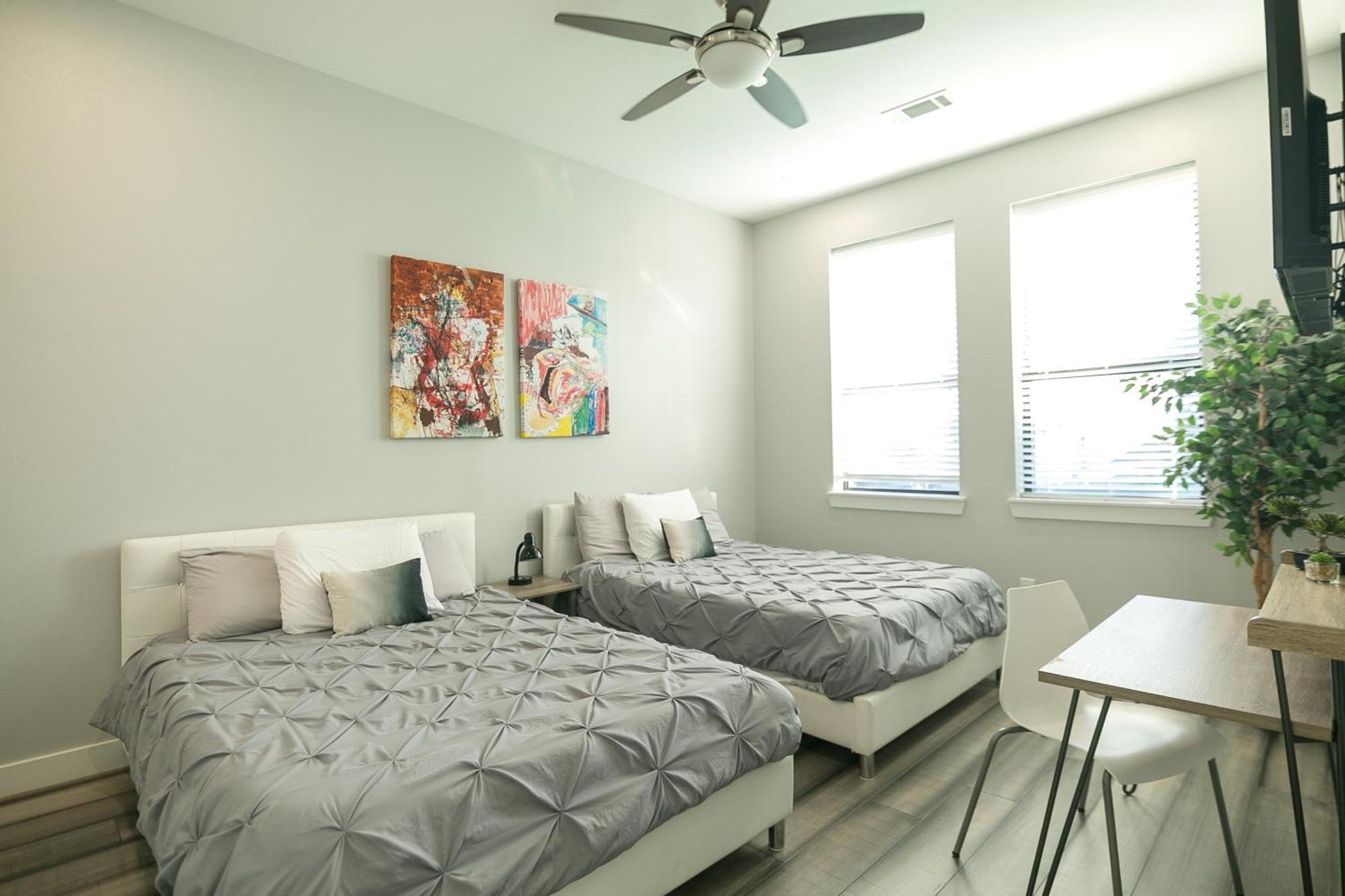 Montrose Guesthouse Suites By Dunyha Houston Exteriér fotografie